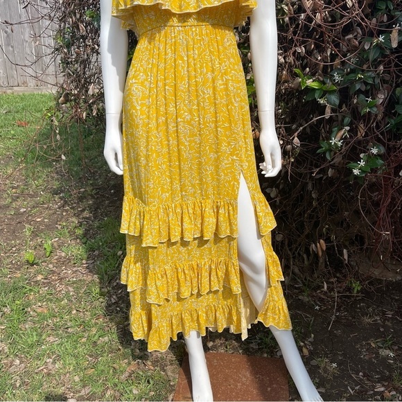 💋Yidarton Strapless Split Bottom Ruffle Top Midi Dress Size Small - Picture 4 of 9